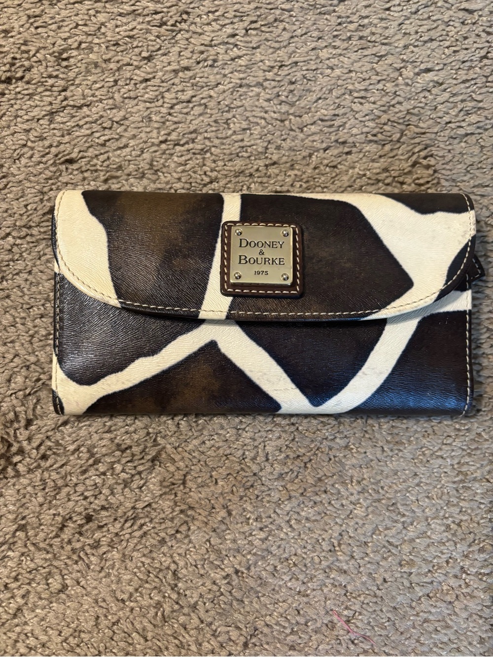 Dooney & Bourke Giraffe Print Wallet